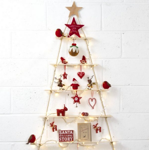 wall christmas tree