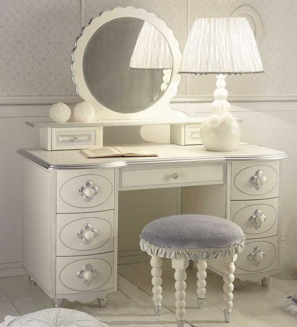 dressing tables 1