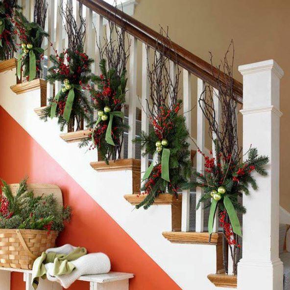  Christmas stairs decoration 2