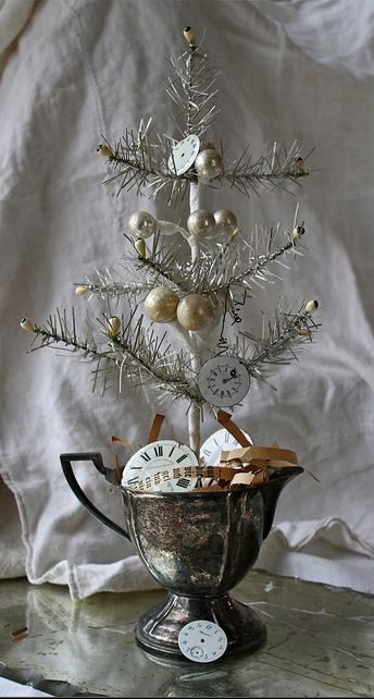 vintage holiday decor 4