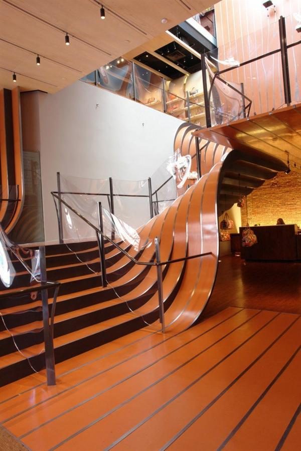 Fluid-Modern-Staircase-Design