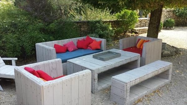 recycled garden furniture ideas
