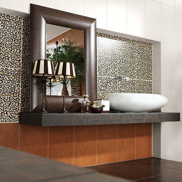 animal print bathroom decor