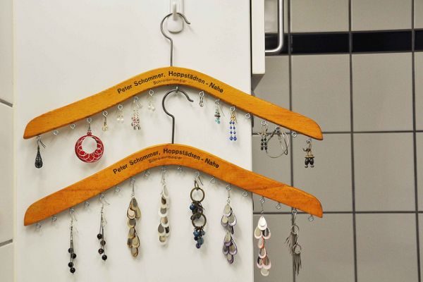 jewelry-organization-hangers
