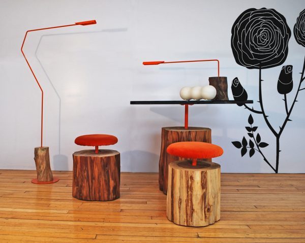 tree stump table and chairs