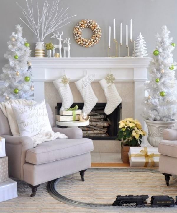 christmas mantel decorations