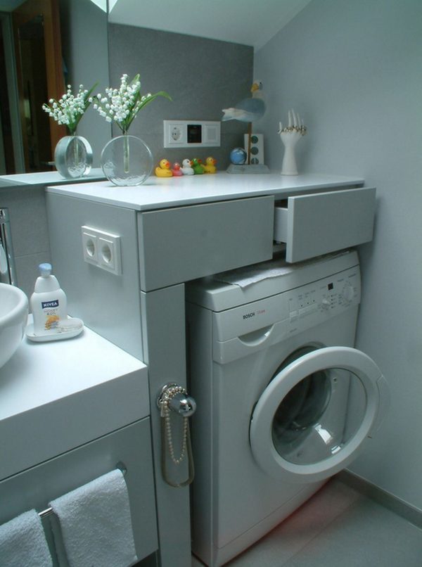 small laundry room organization