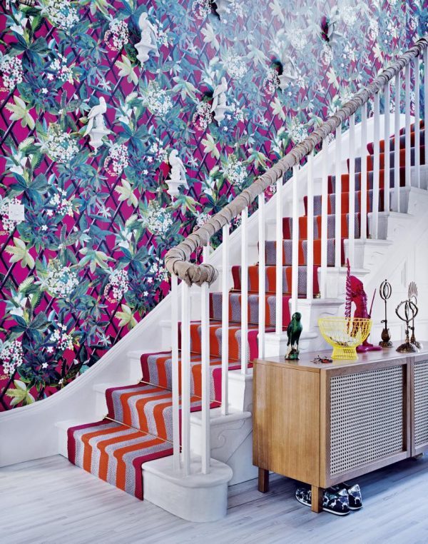 wallpaper ideas for hallway and stairs 