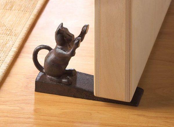 cat door stopper