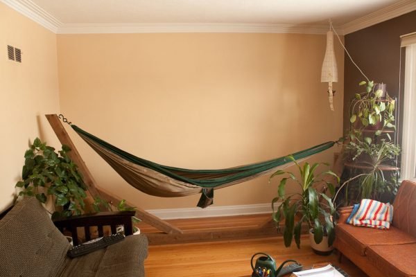 indoor hammock beds
