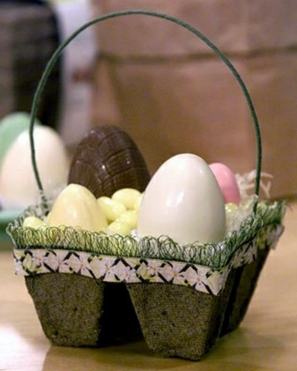 easter craft with egg cartons