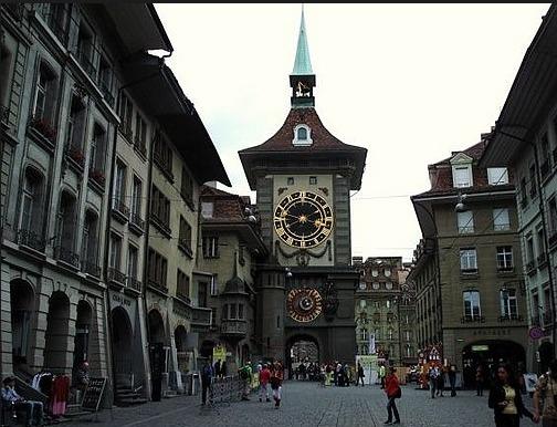 Zytglogge-tower-Bern-Switzerland