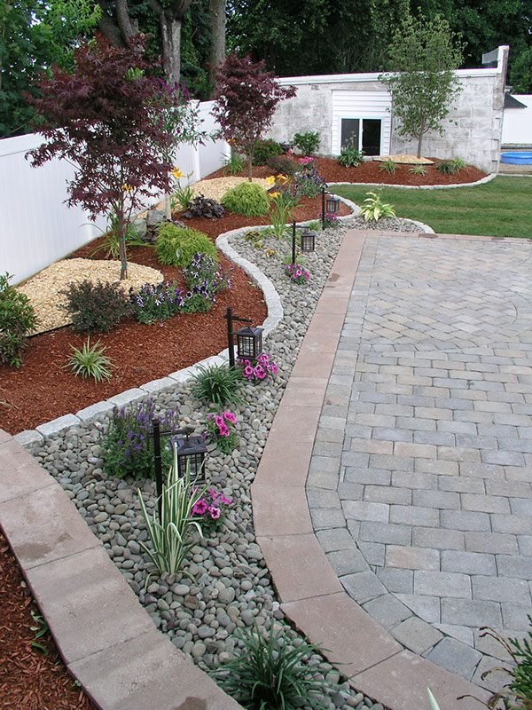 landscaping with stones and rocks 