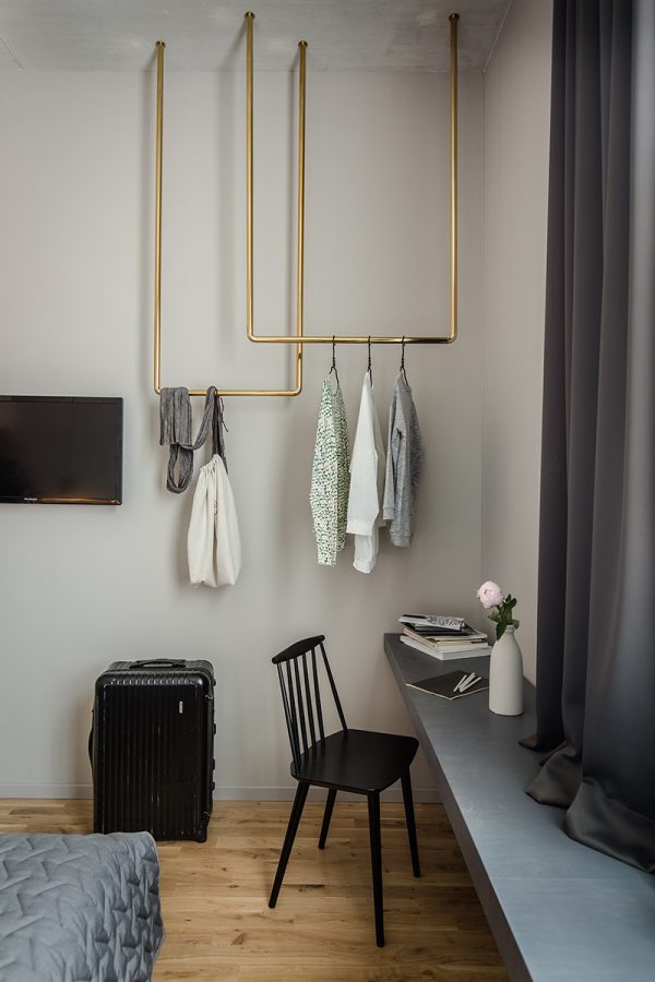 wall mounted coat racks 