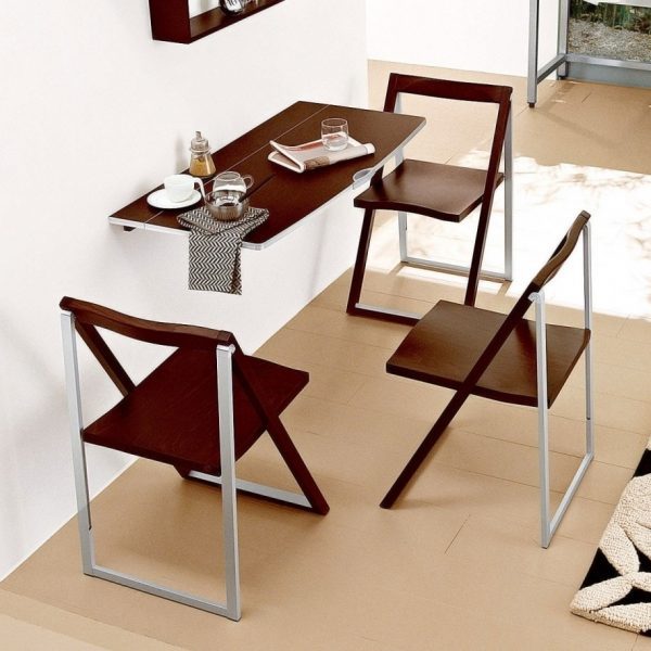 folding tables for small spaces 