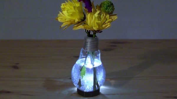 recycle-old-light-bulbs