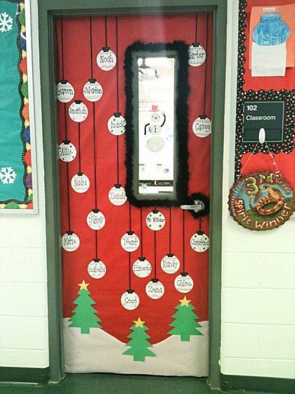 cool-christmas-door-decorations