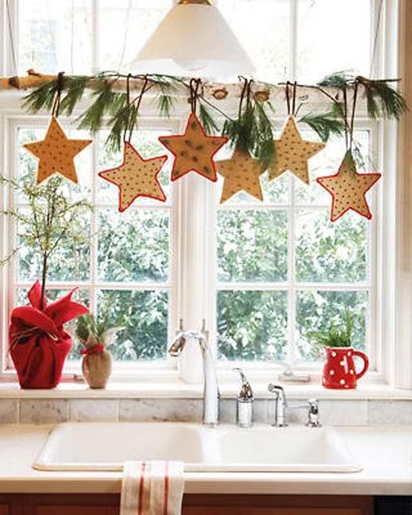 Window decorating ideas for Christmas