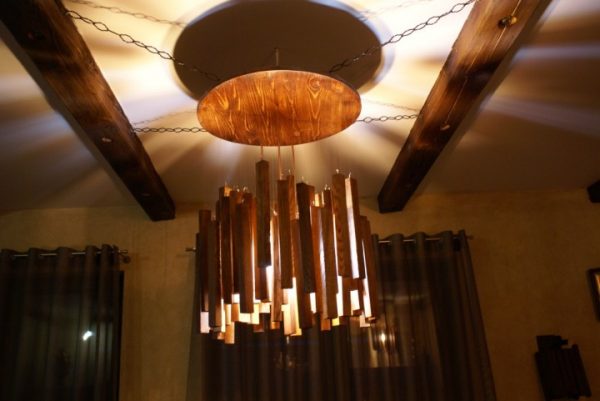 wood chandelier lighting 