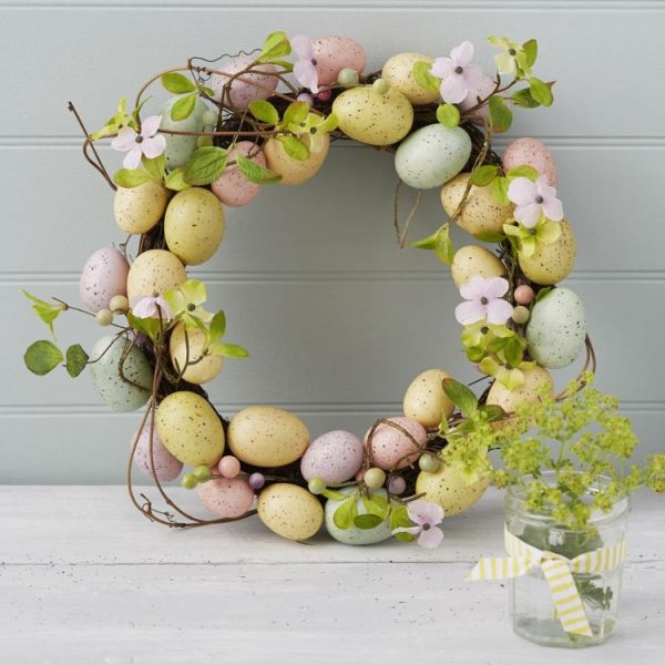 how to make a easter egg wreath 