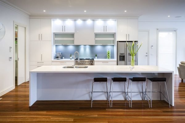 Modern white kitchen ideas