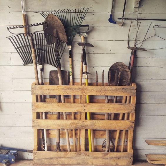 garden tool storage rack