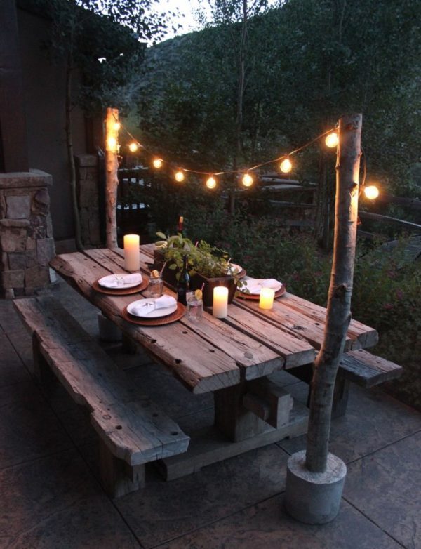 Outdoor string lights