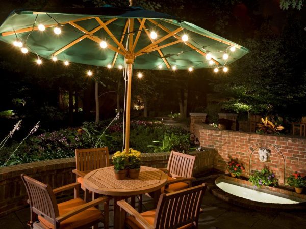 outdoor patio string lights