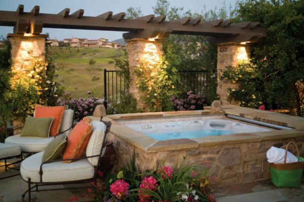 garden spa hot tub
