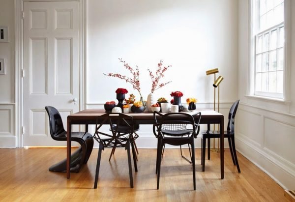 How to combine dining table with different chairs