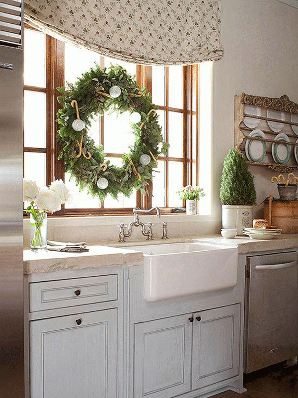 kitchen christmas wreaths