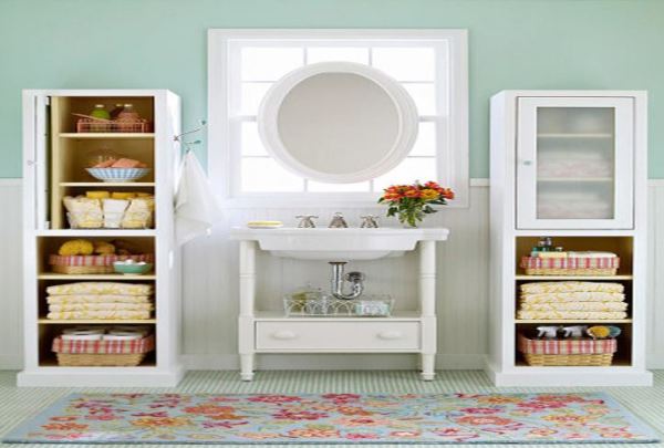 bathroom towel storage