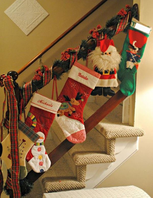  Christmas stairs decoration 5