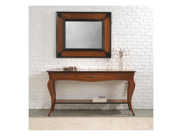 entrance-small-tables
