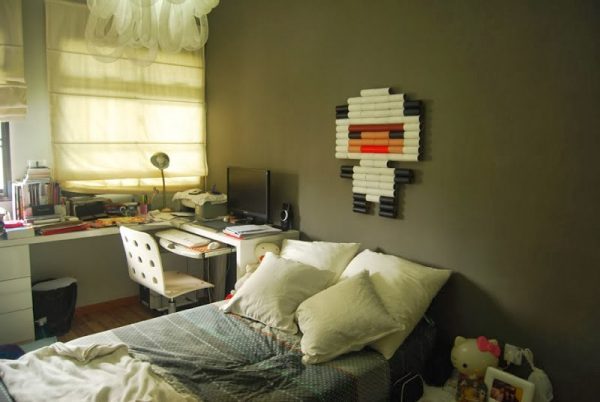 wall art with toilet paper rolls