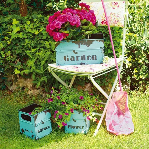 Vintage garden decor