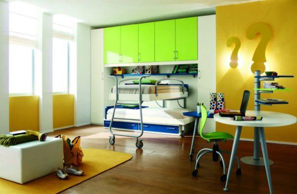 kids-bedroom-with-unique-lighting