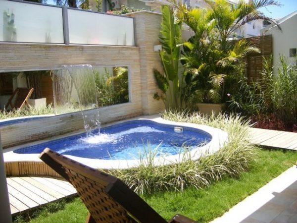 swimming pool designs for small backyards