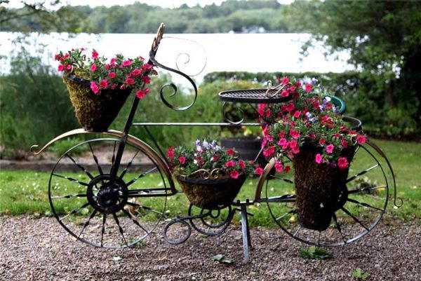 Bicycle with flowers