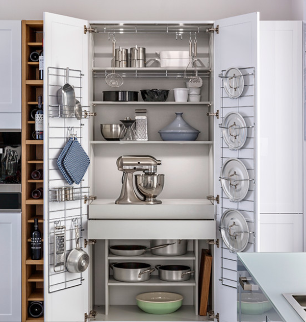 small kitchen organization