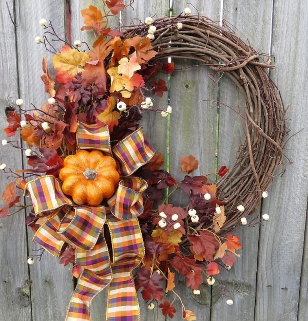 25 Gorgeous DIY fall door wreaths