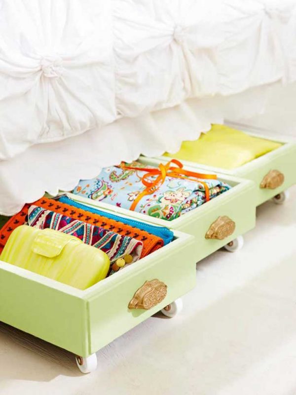 underbed storage drawers