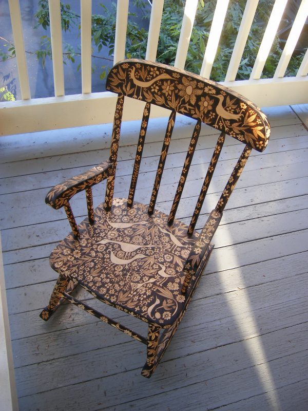 Creative pyrography designs on wooden objects1