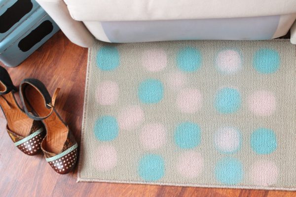 polka dot rug 