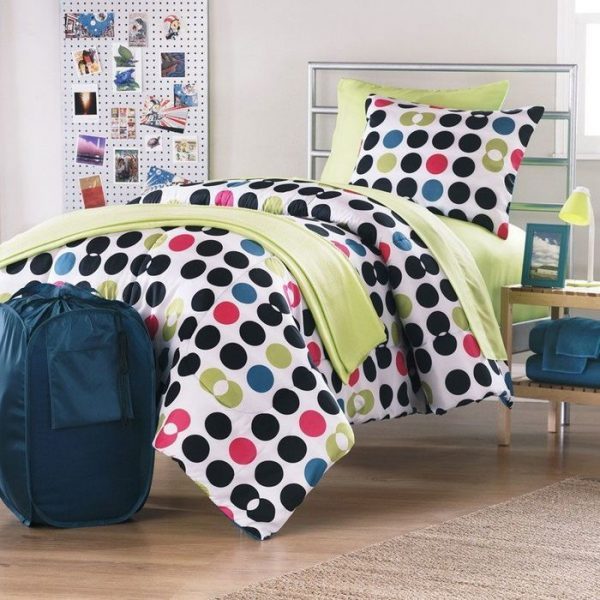 polka dot bedroom decor 