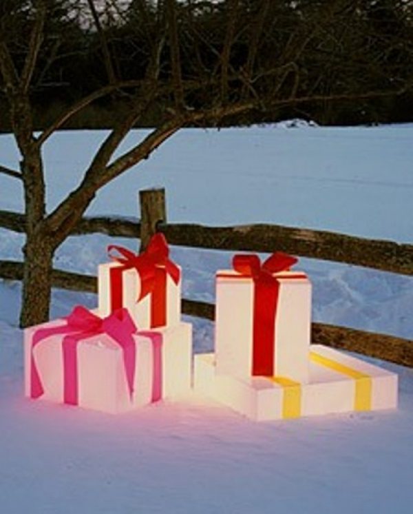 led outdoor christmas decorations 