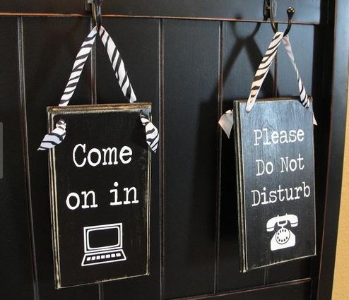 design your own door hanger