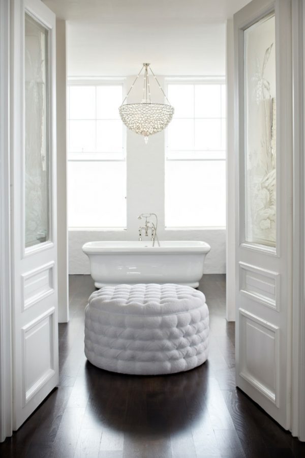 chandeliers for bathrooms 