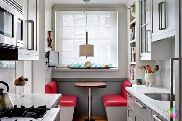 small dining room tables 