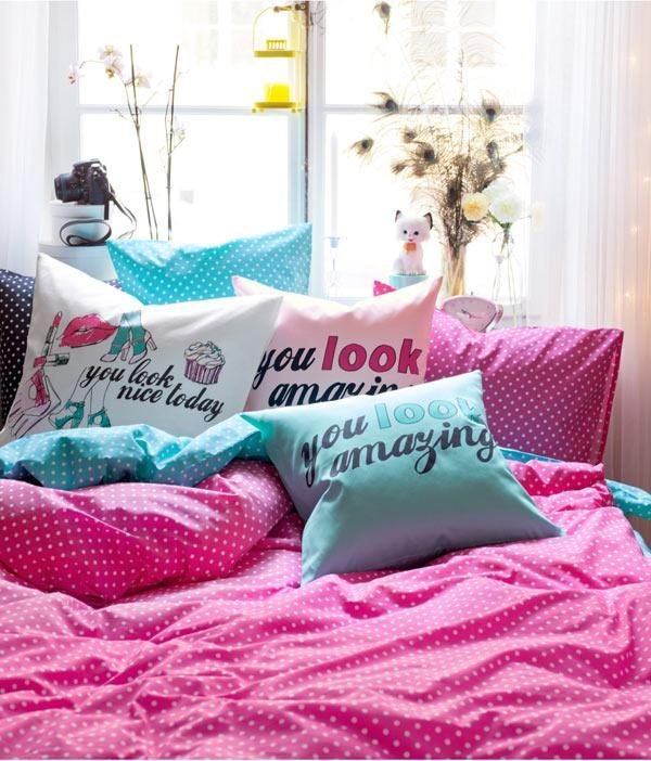 decorative pillows with words